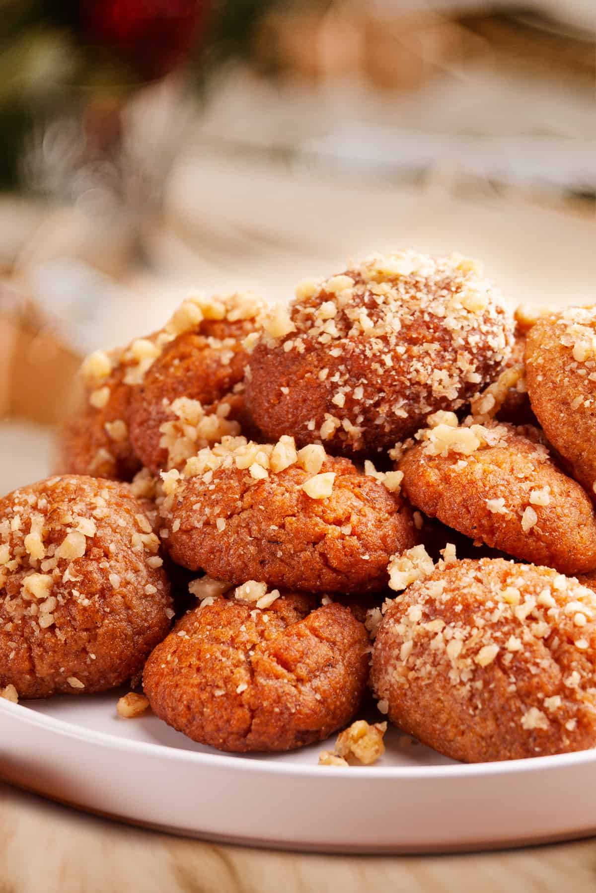 Honey and walnut cookies
