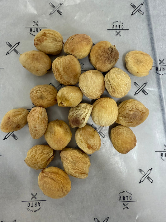 Tree Dried Apricots (with nut)