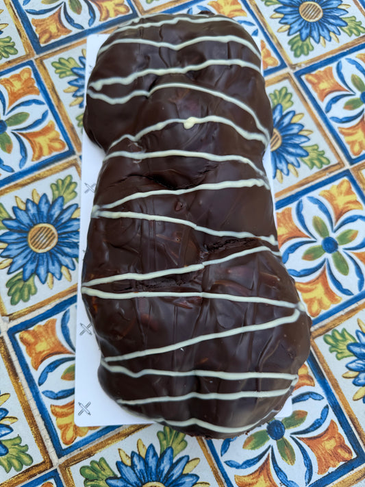 Chocolate Tsoureki